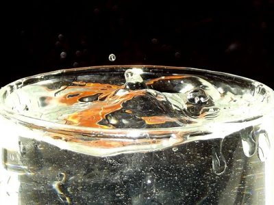 glass-1789403_640